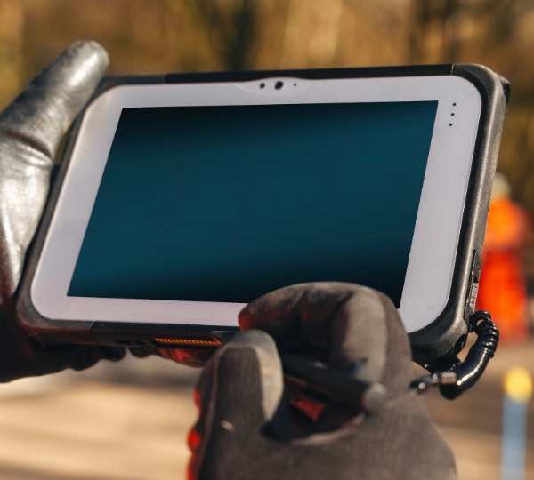 1000x764_tablet_przemysłowy_7 kluczowych_parametrów_3