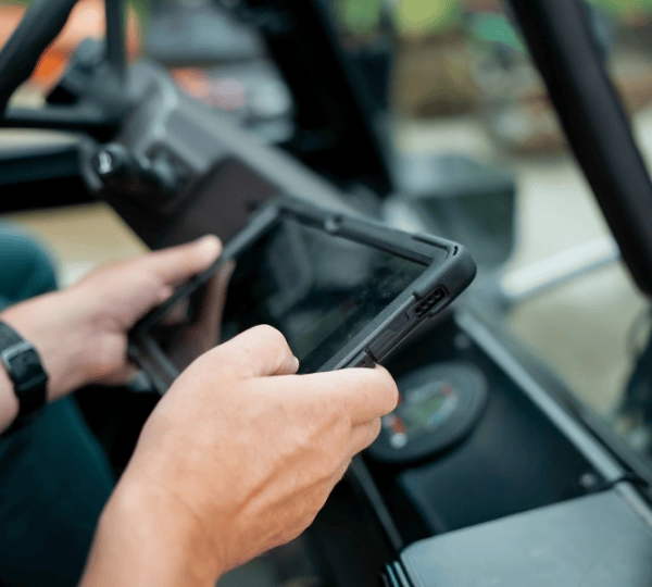 1000x590_zarzadzanie_tabletami_przemyslowymi_1