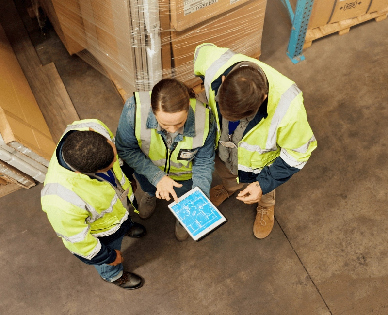 1900x825_5_problemow_szafa_skrytkowa